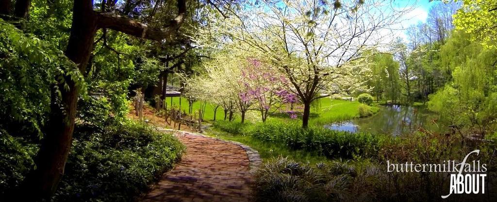 Buttermilk Falls Inn & Spa Milton Εξωτερικό φωτογραφία